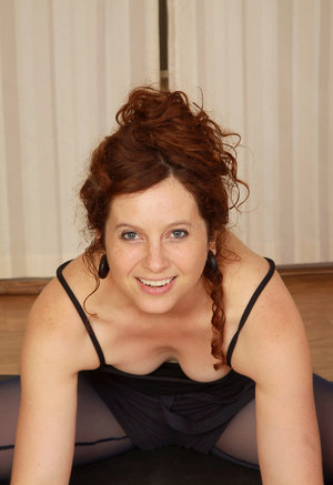 18 year girls lose their virginity while being double sexyed during a foursome